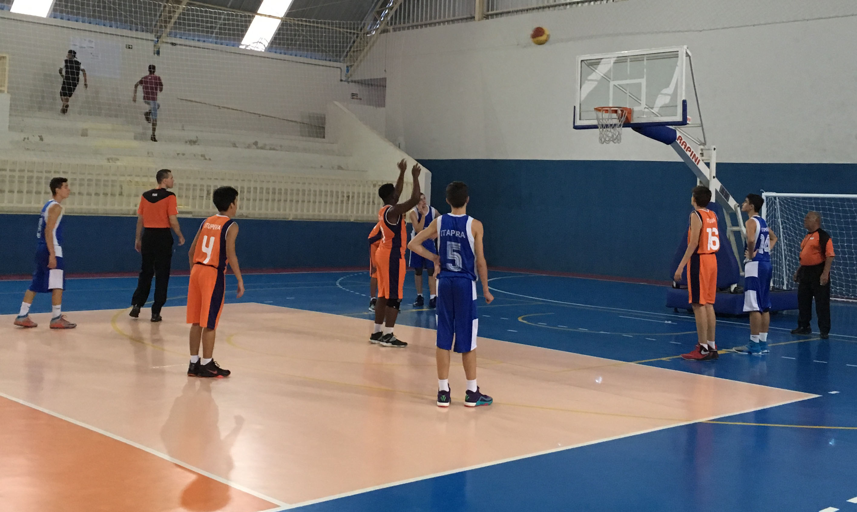 IMG_0269 Basquete masculino Sub-15 não consegue superar Itapira e sofre segunda derrota
