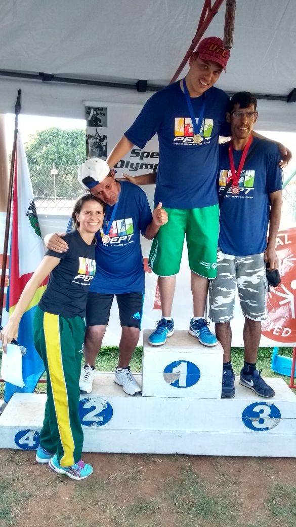 03.06-Torneio-de-Tenis-Kim-5 Atletas do PEPT conquistam vitórias em Torneio de Tênis
