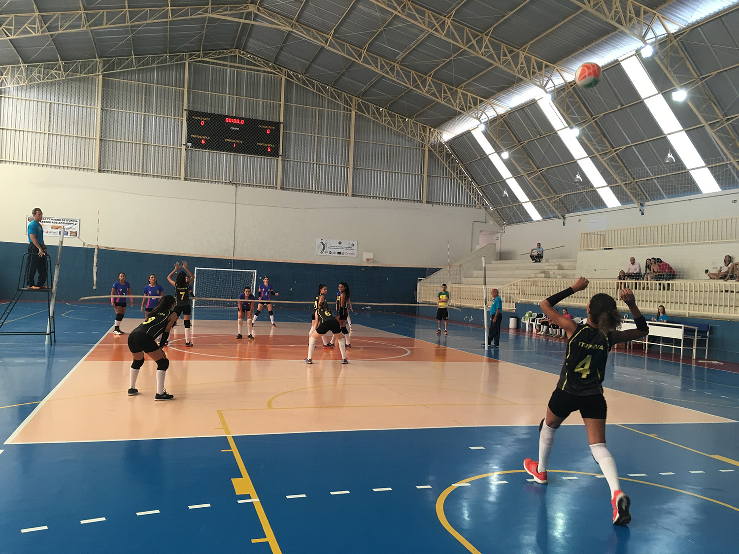 13.09-vôlei-feminino-mirim-22 Vôlei feminino cai diante do Círculo Militar de Campinas