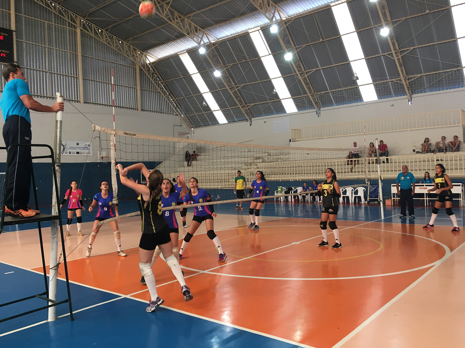 13.09-vôlei-feminino-mirim-42 Vôlei feminino cai diante do Círculo Militar de Campinas