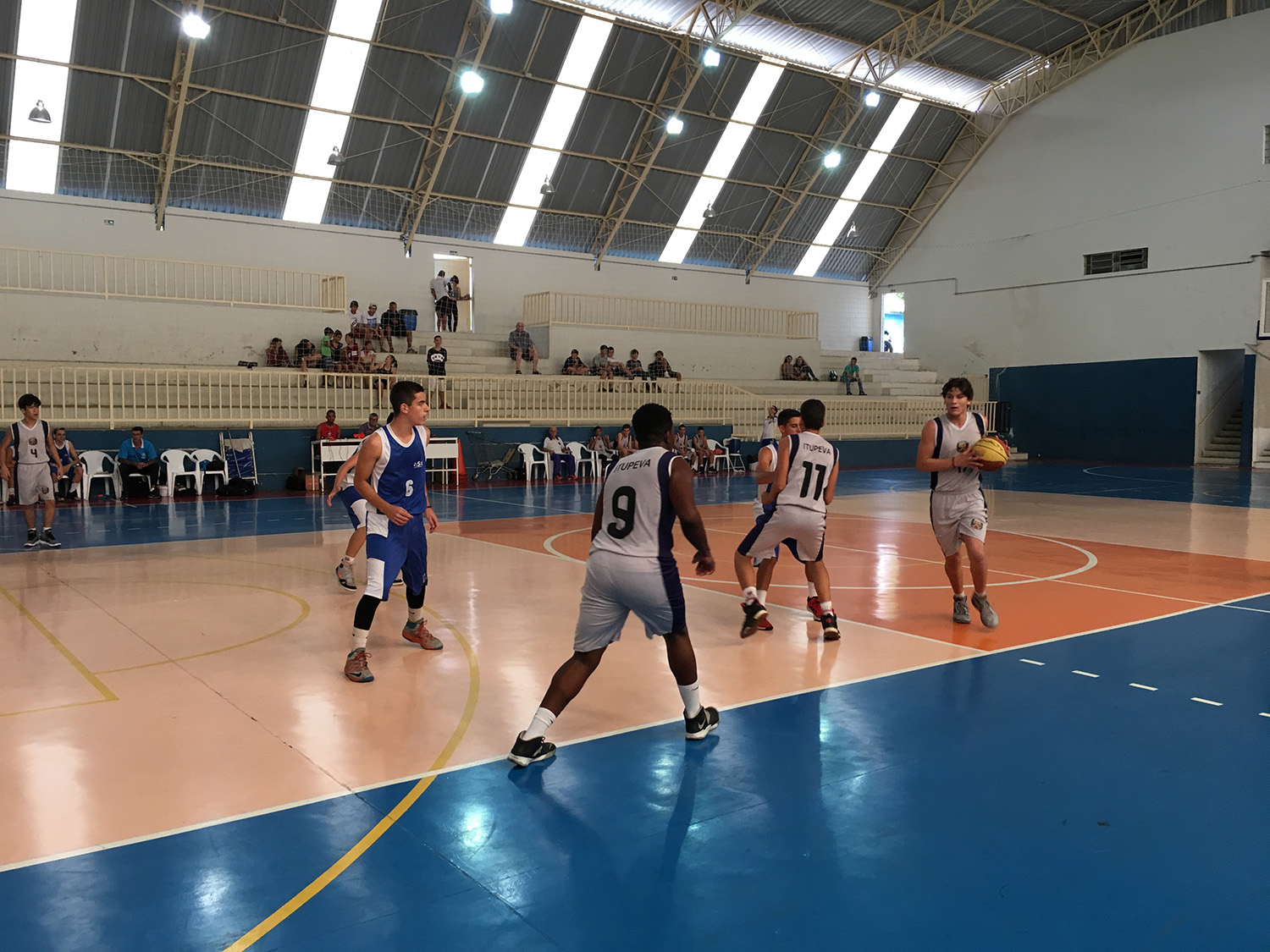 28.09-Basquete-sub-15-masculino-16 Por pouco! Basquete sub-15 deixa vitória escapar nos minutos finais