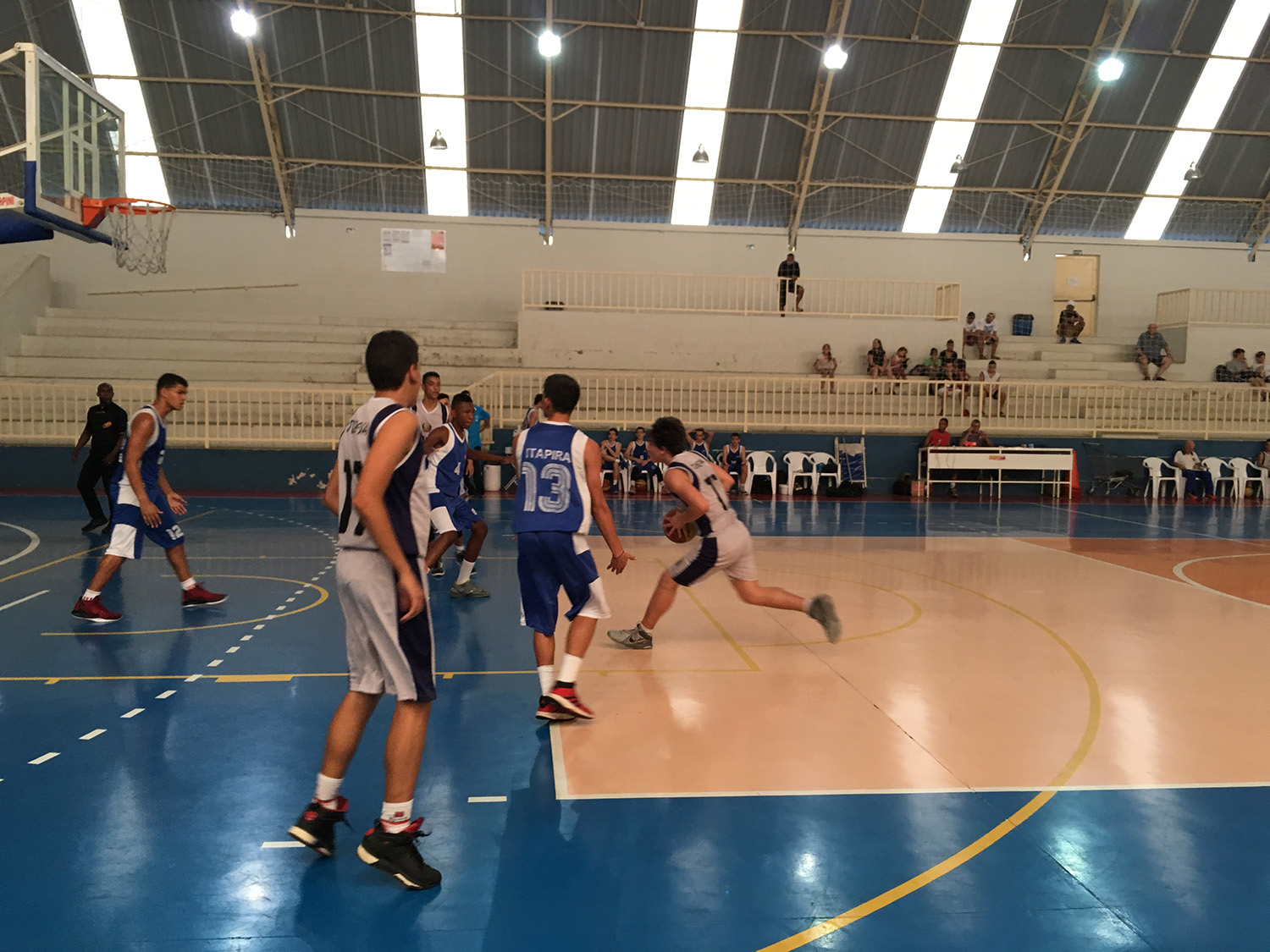 28.09-Basquete-sub-15-masculino-42 Por pouco! Basquete sub-15 deixa vitória escapar nos minutos finais