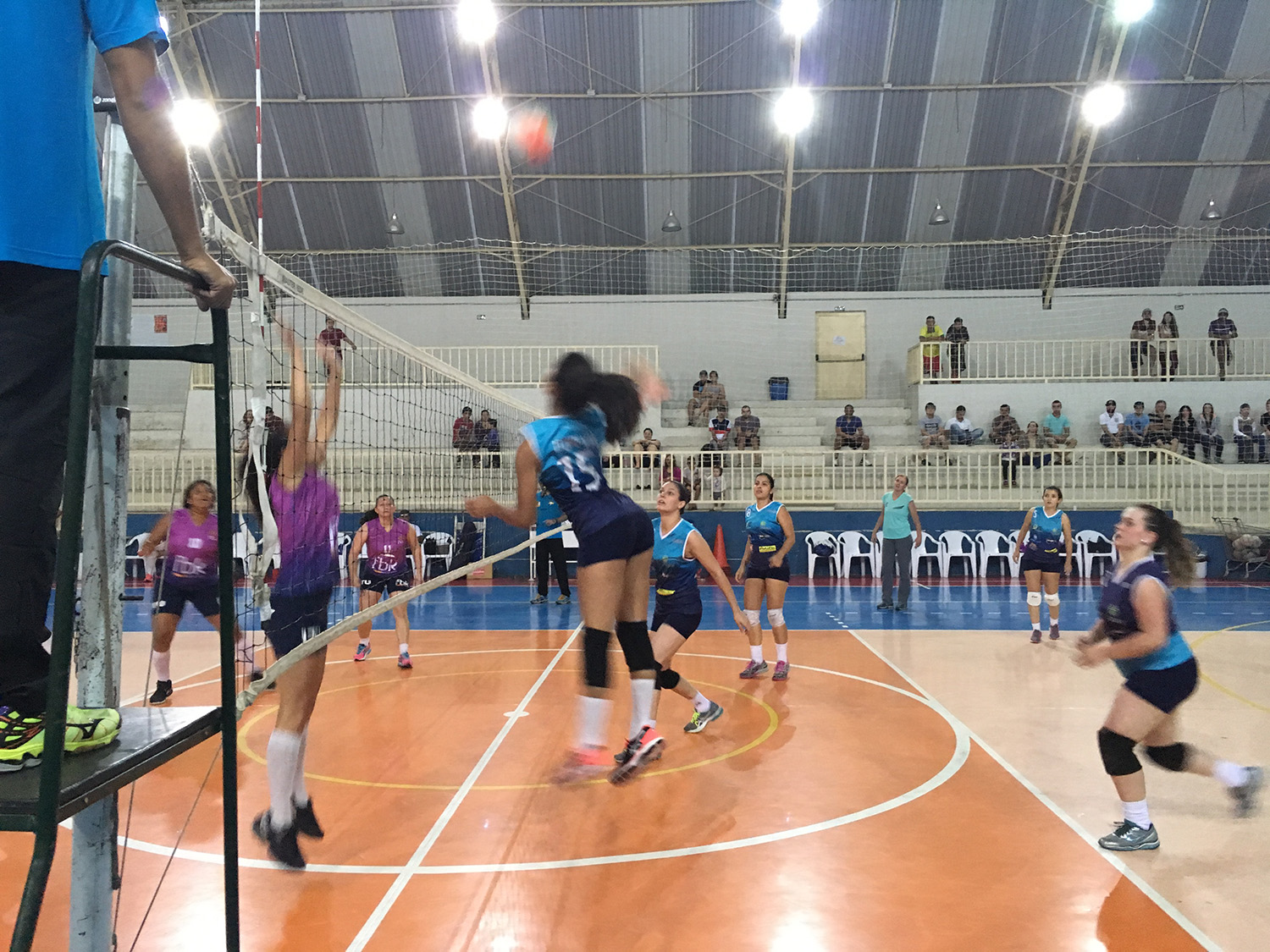 28.09-volei-feminino-adulto-18 Em jogo de superação, vôlei feminino vence Itu
