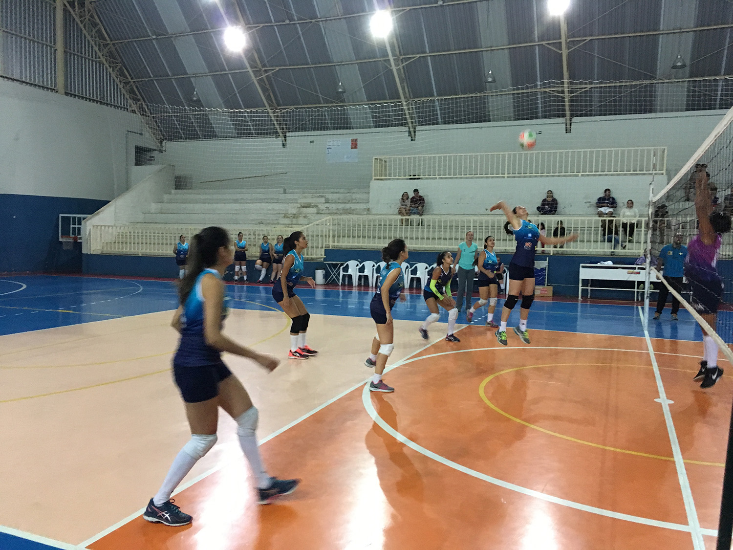 28.09-volei-feminino-adulto-27 Em jogo de superação, vôlei feminino vence Itu