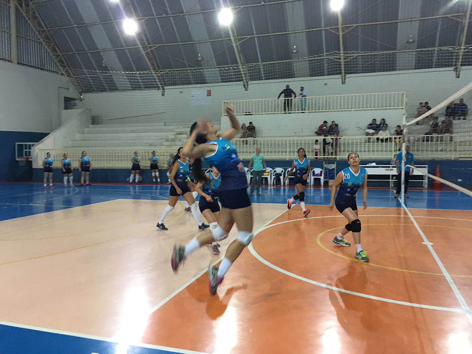 28.09-volei-feminino-adulto-32 Em jogo de superação, vôlei feminino vence Itu