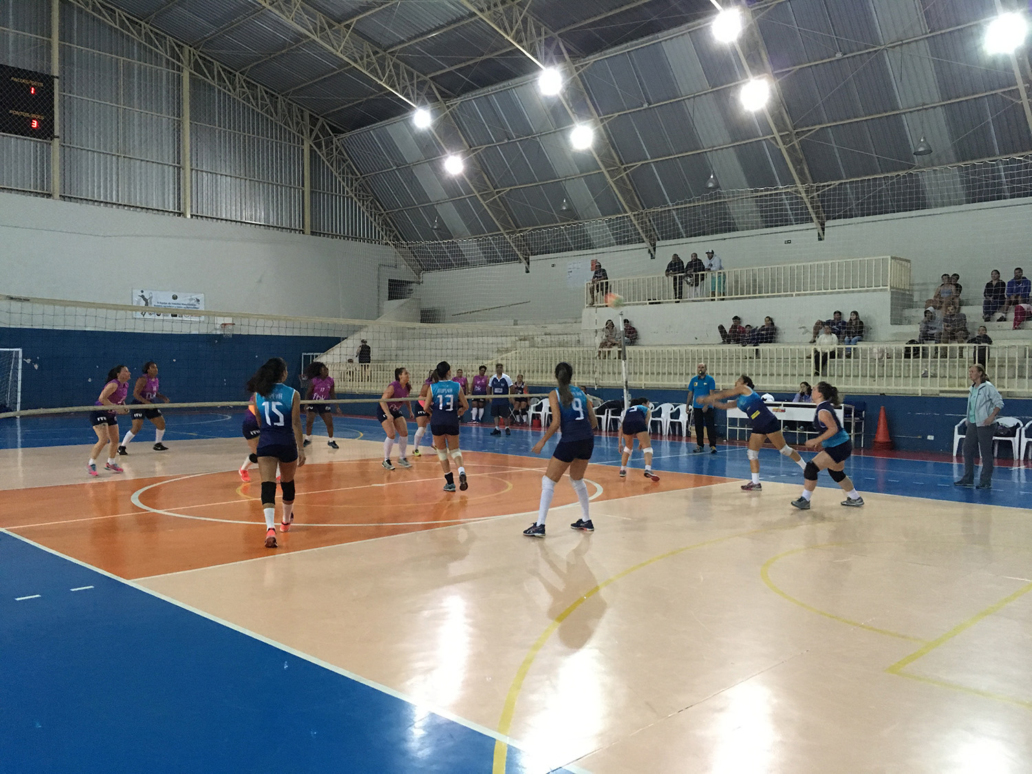 28.09-volei-feminino-adulto-50 Em jogo de superação, vôlei feminino vence Itu