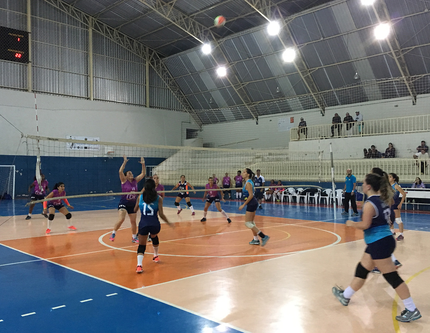 28.09-volei-feminino-adulto-62 Em jogo de superação, vôlei feminino vence Itu