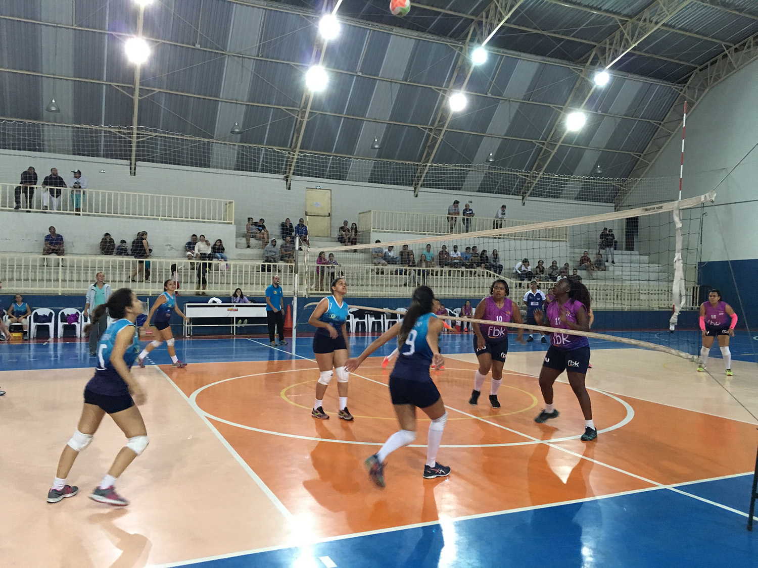 28.09-volei-feminino-adulto-68 Em jogo de superação, vôlei feminino vence Itu