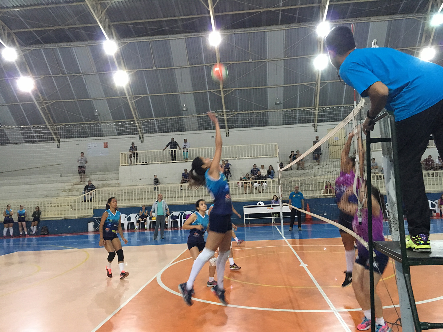 28.09-volei-feminino-adulto-90 Em jogo de superação, vôlei feminino vence Itu