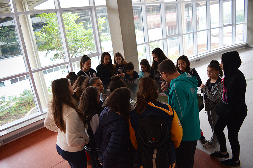 Visita-Centro-Treinamento-Paralímpico-8 Alunos de Ginástica e Circo Social visitam Centro Paralímpico Brasileiro